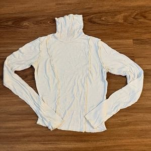 Wild Fable Women's Top Small Juniors White Cream Turtleneck Ribbed Knit